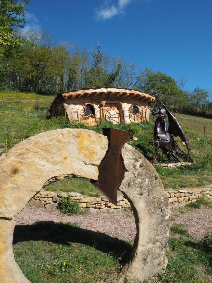 Village.insolite Montagny-sur-Grosne Extérieur photo