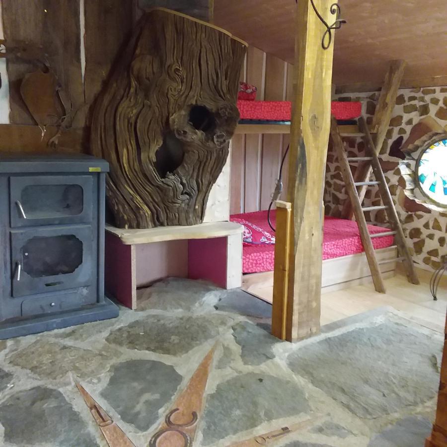 Village.insolite Montagny-sur-Grosne Extérieur photo
